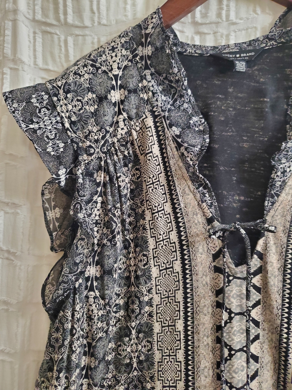 Women’s Black and Cream Printed Ruffle Sleeve Top - Picture 5 of 13